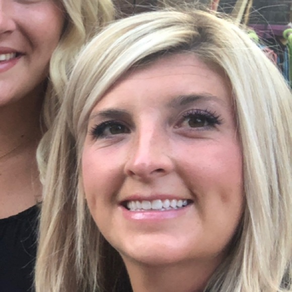 Meet your Posher, Mollie - Picture 1 of 1